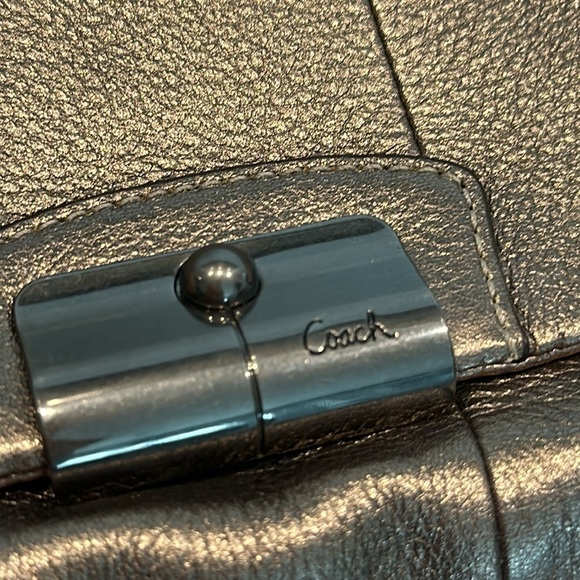 Coach Kristen Wristlet Gunmetal sparkly leather handbag - Picture 4 of 6